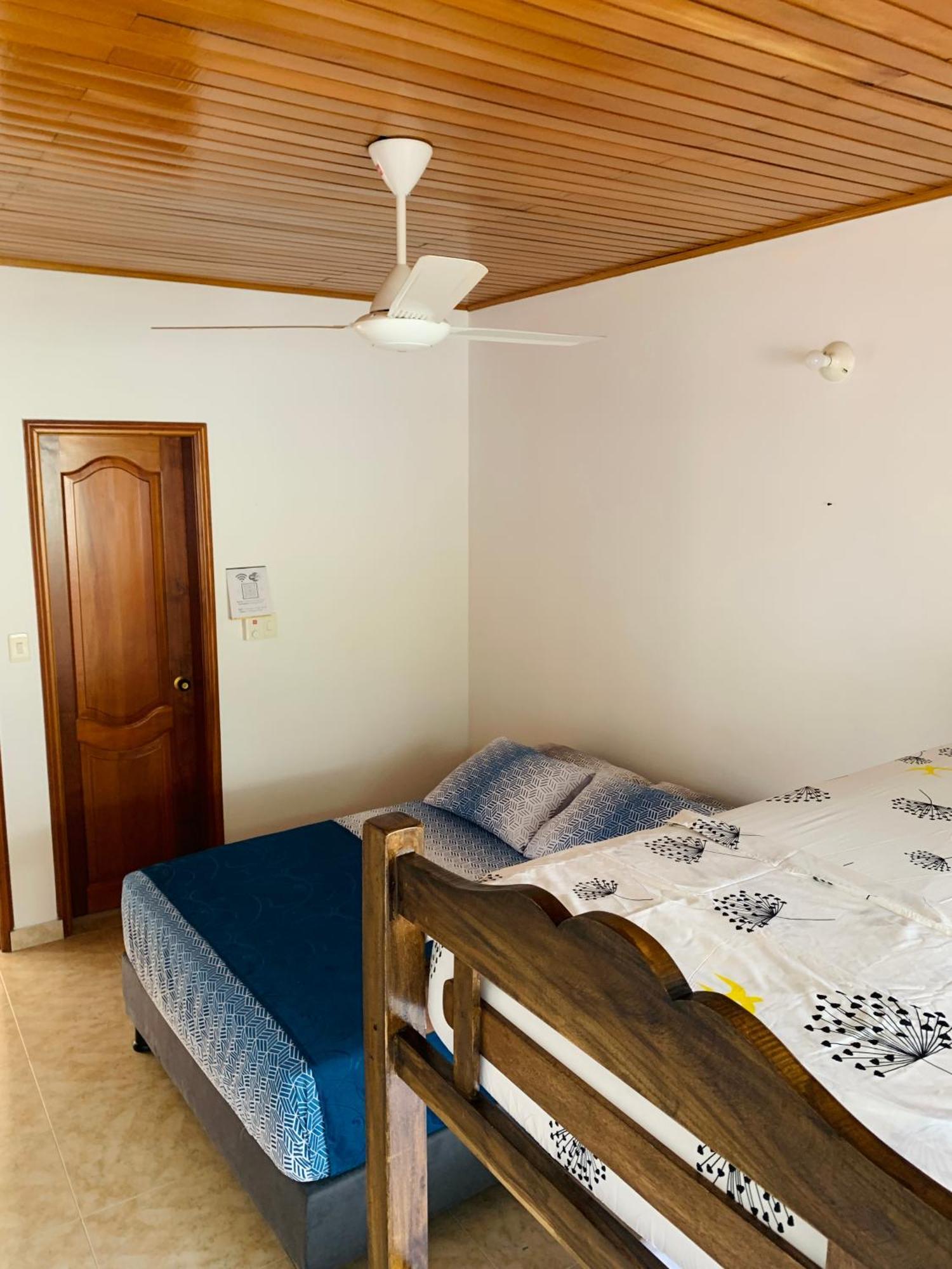 Hostel Cerca Al Centro Historico Cartagena 外观 照片